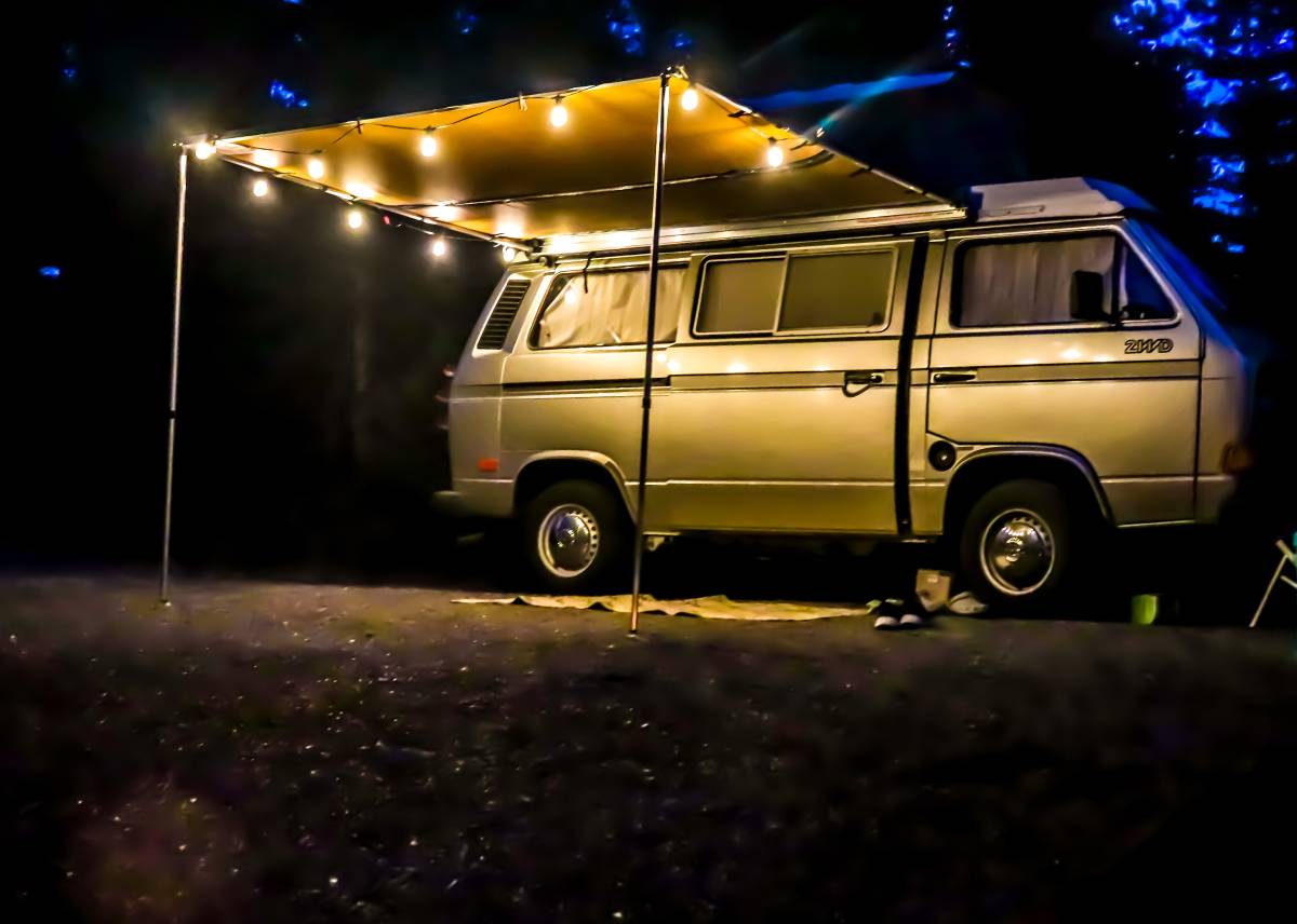 Volkswagen-vanagon-riviera-1985-grey-7