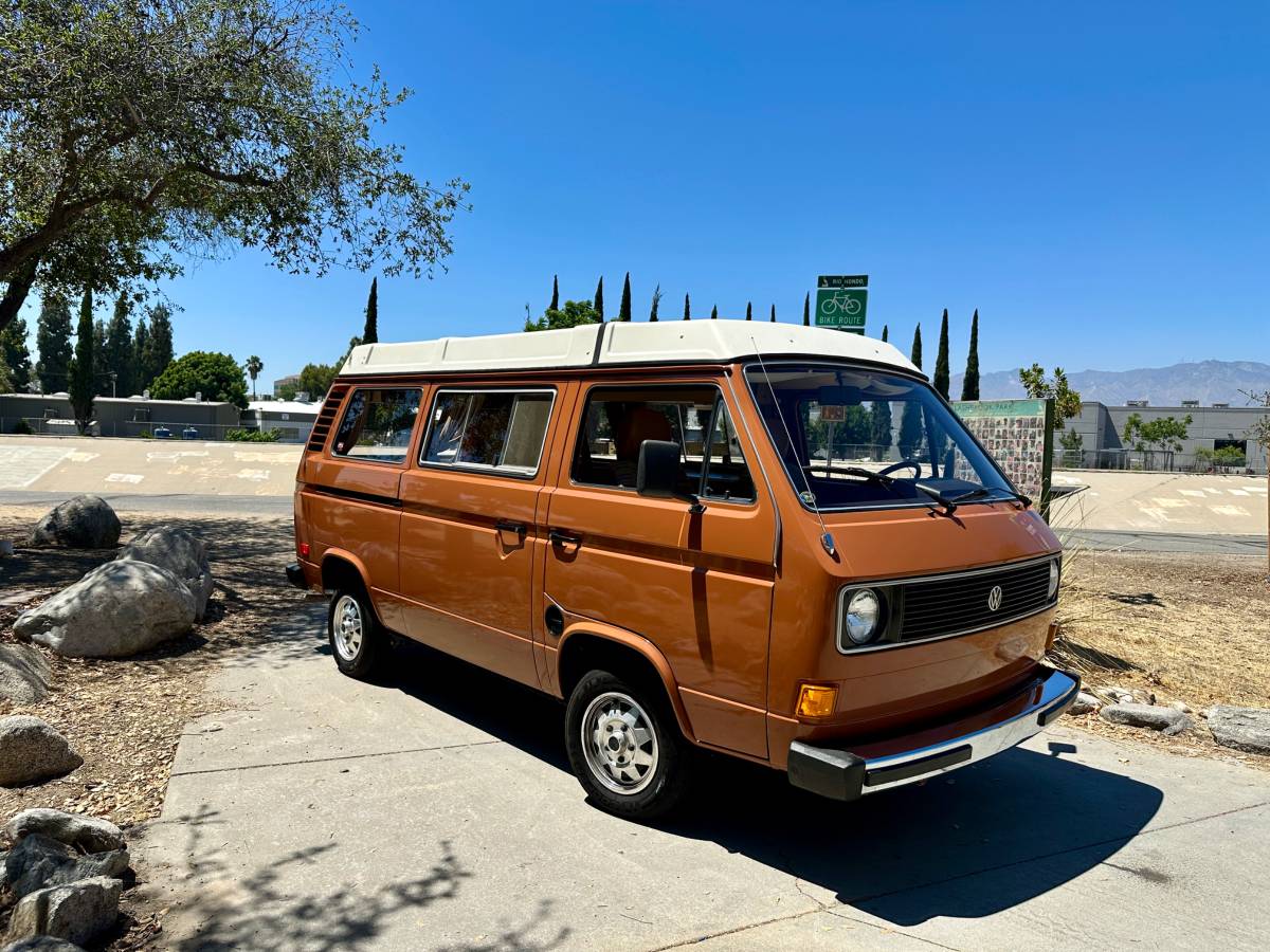 Volkswagen-vanagon-westfalia-1980-brown-1