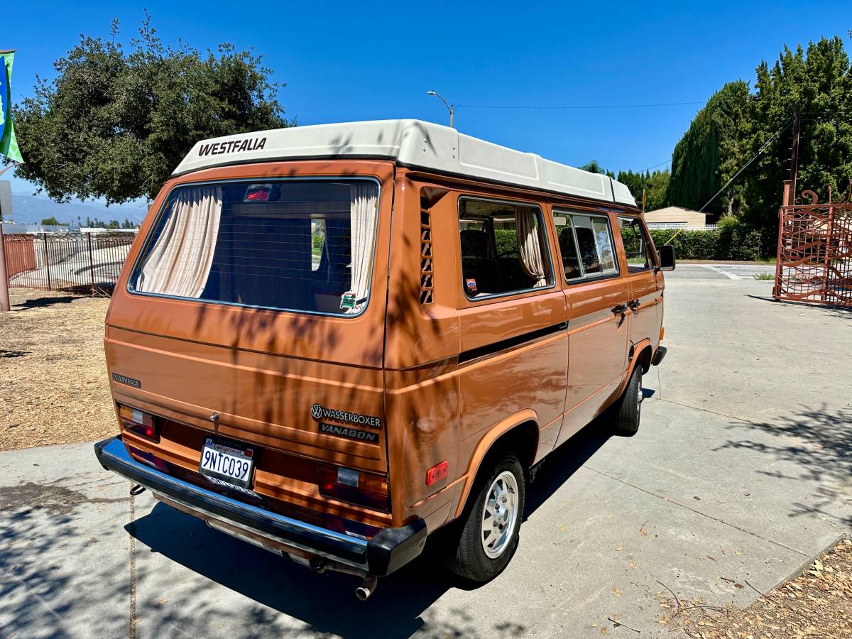 Volkswagen-vanagon-westfalia-1980-brown-4
