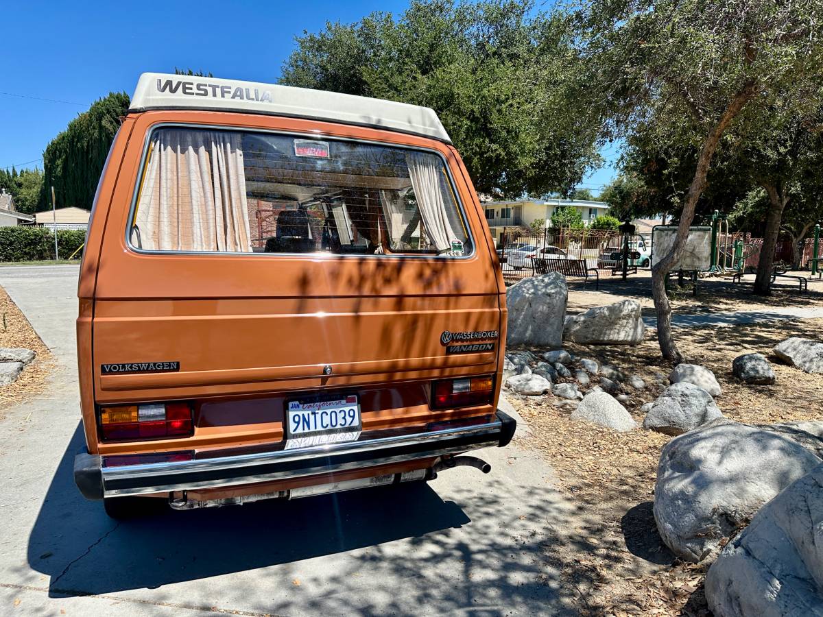Volkswagen-vanagon-westfalia-1980-brown-7