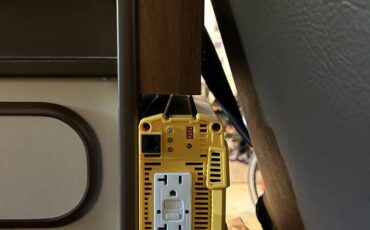 Volkswagen-vanagon-westfalia-1982-2