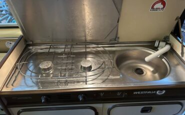 Volkswagen-vanagon-westfalia-1982-3