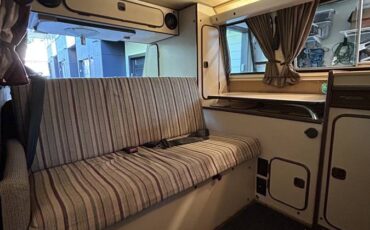 Volkswagen-vanagon-westfalia-1982-5