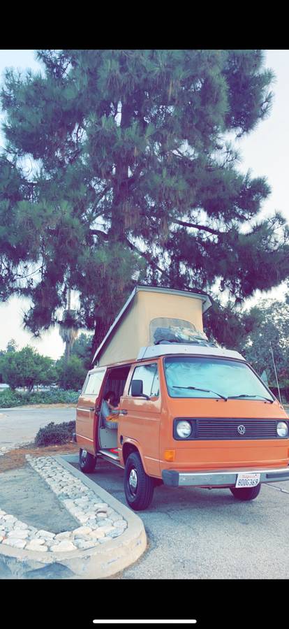Volkswagen-vanagon-westfalia-1983-orange-2