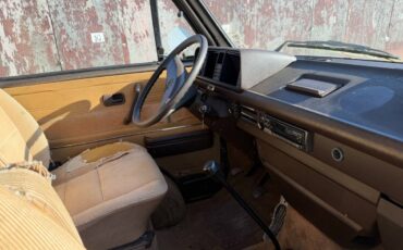 Volkswagen-vanagon-westfalia-1985-10