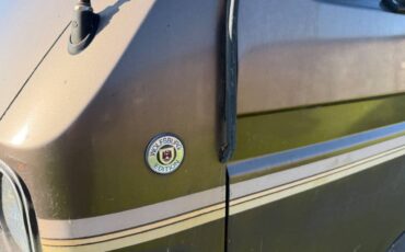 Volkswagen-vanagon-westfalia-1985-2