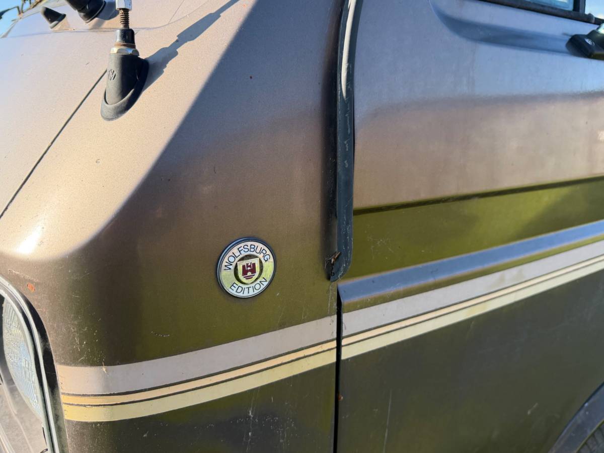 Volkswagen-vanagon-westfalia-1985-2