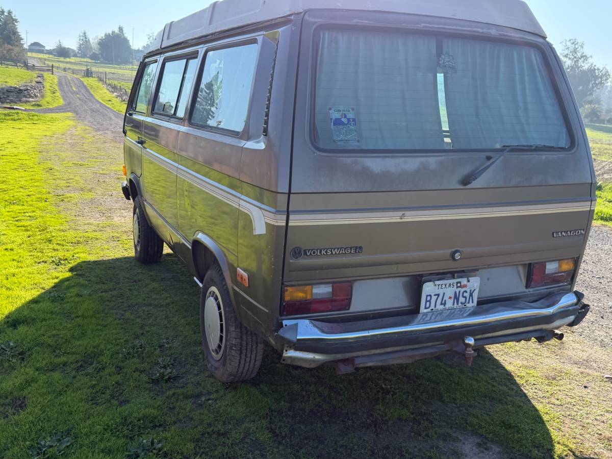 Volkswagen-vanagon-westfalia-1985-3