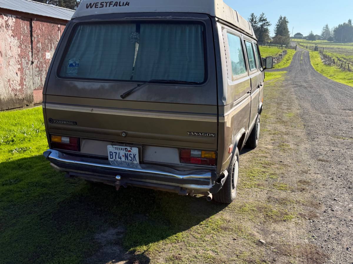 Volkswagen-vanagon-westfalia-1985-4