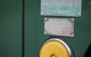 Volkswagen-westfalia-camper-1968-green-13