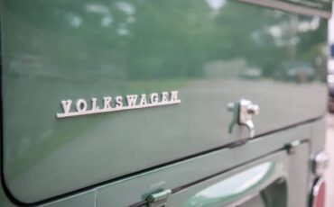 Volkswagen-westfalia-camper-1968-green-15