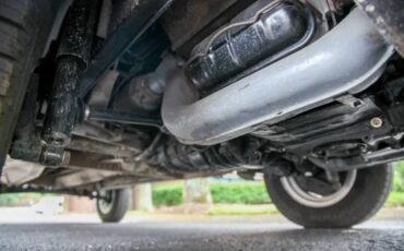 Volkswagen-westfalia-camper-1968-green-23