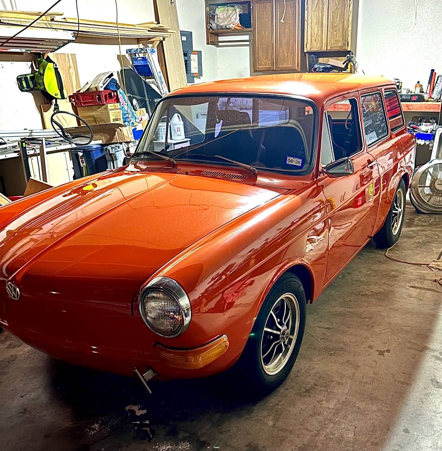 Volkwagen-type-3-squareback-1971-orange-1