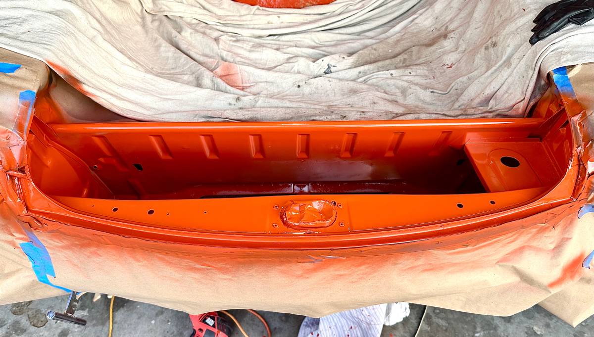 Volkwagen-type-3-squareback-1971-orange-13