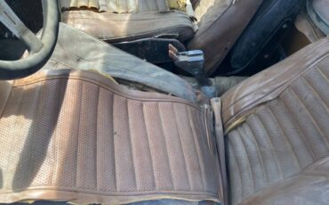 Volvo-122s-2-door-sedan-1967-white-3