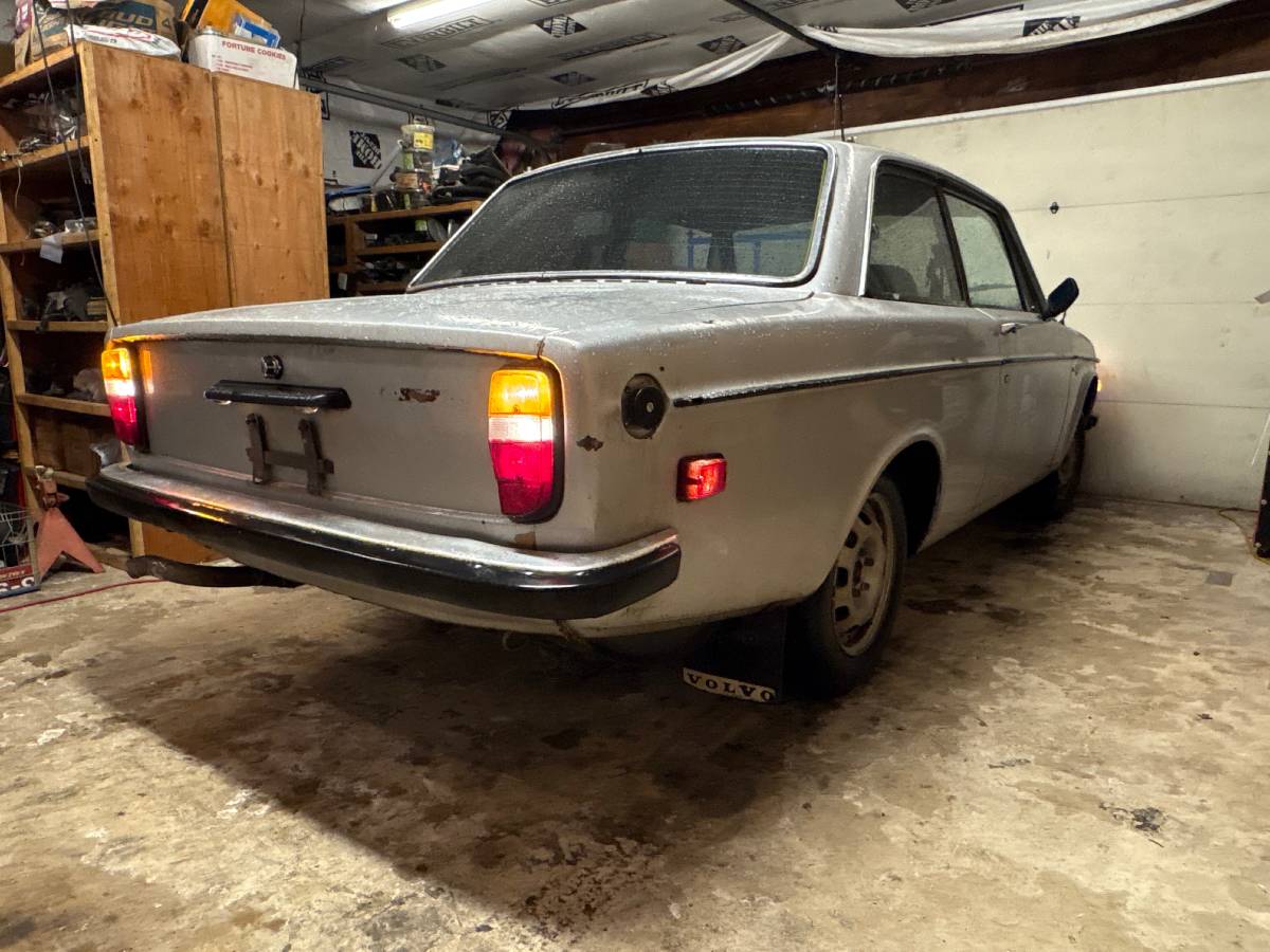 Volvo-142e-1971-silver-12