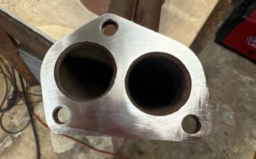 Volvo-142e-1971-silver-17