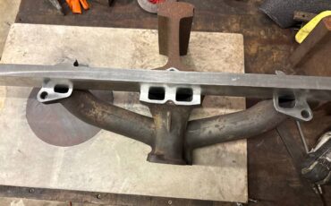 Volvo-142e-1971-silver-22