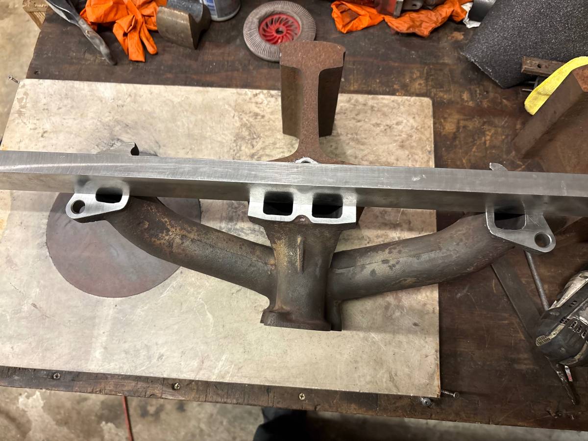 Volvo-142e-1971-silver-22