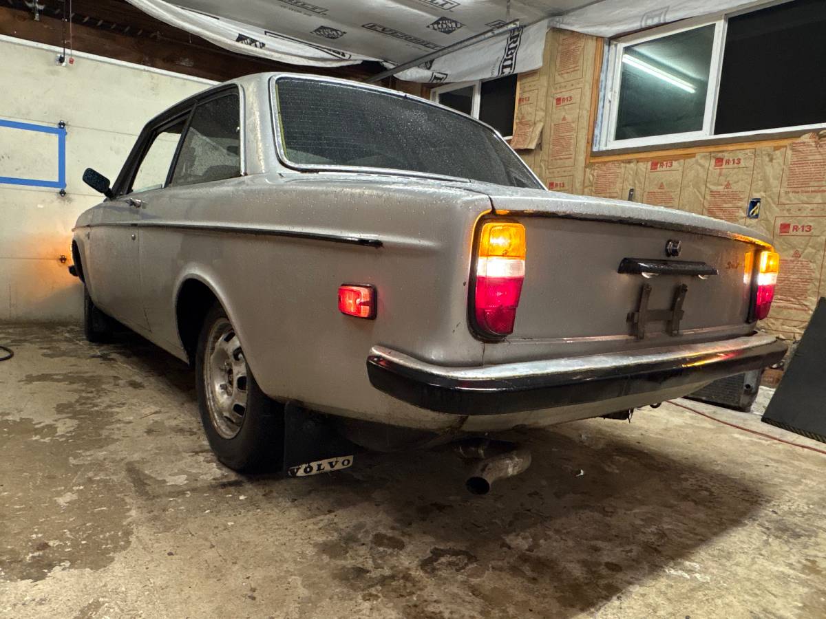 Volvo-142e-1971-silver-25