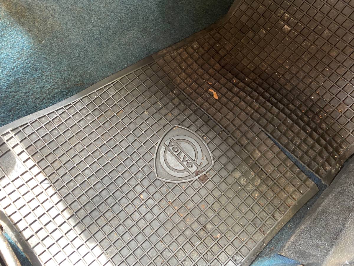 Volvo-164e-1974-blue-10