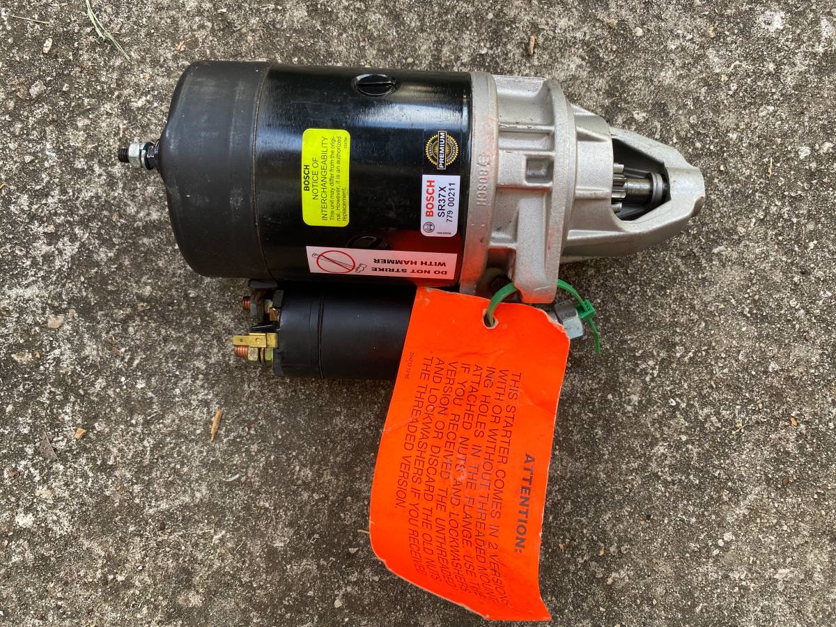 Volvo-164e-1974-blue-14