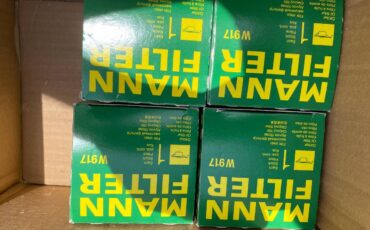 Volvo-164e-1974-blue-17