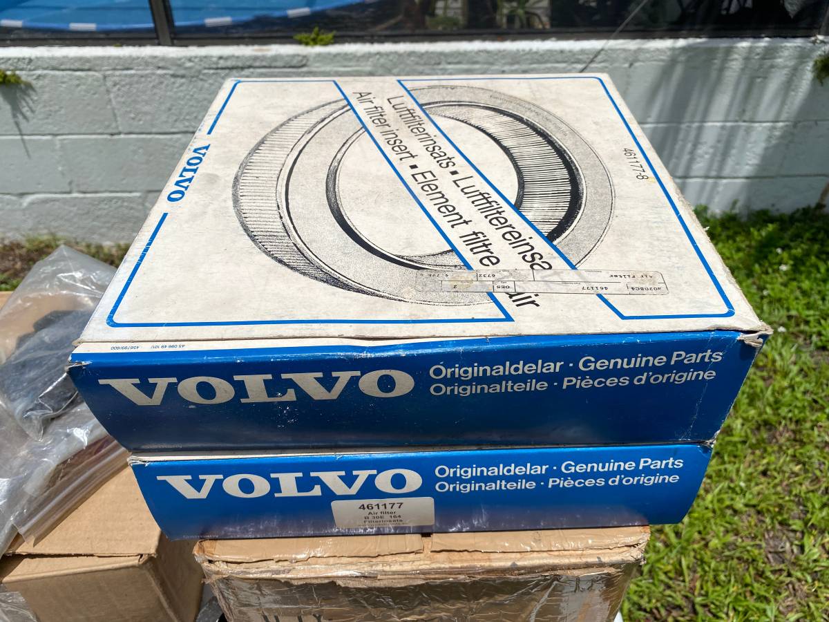 Volvo-164e-1974-blue-7