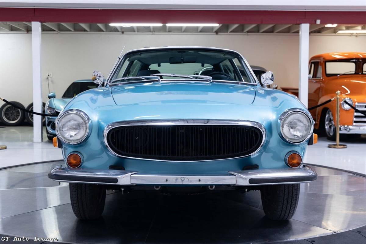 Volvo-1800es-1973-blue-1