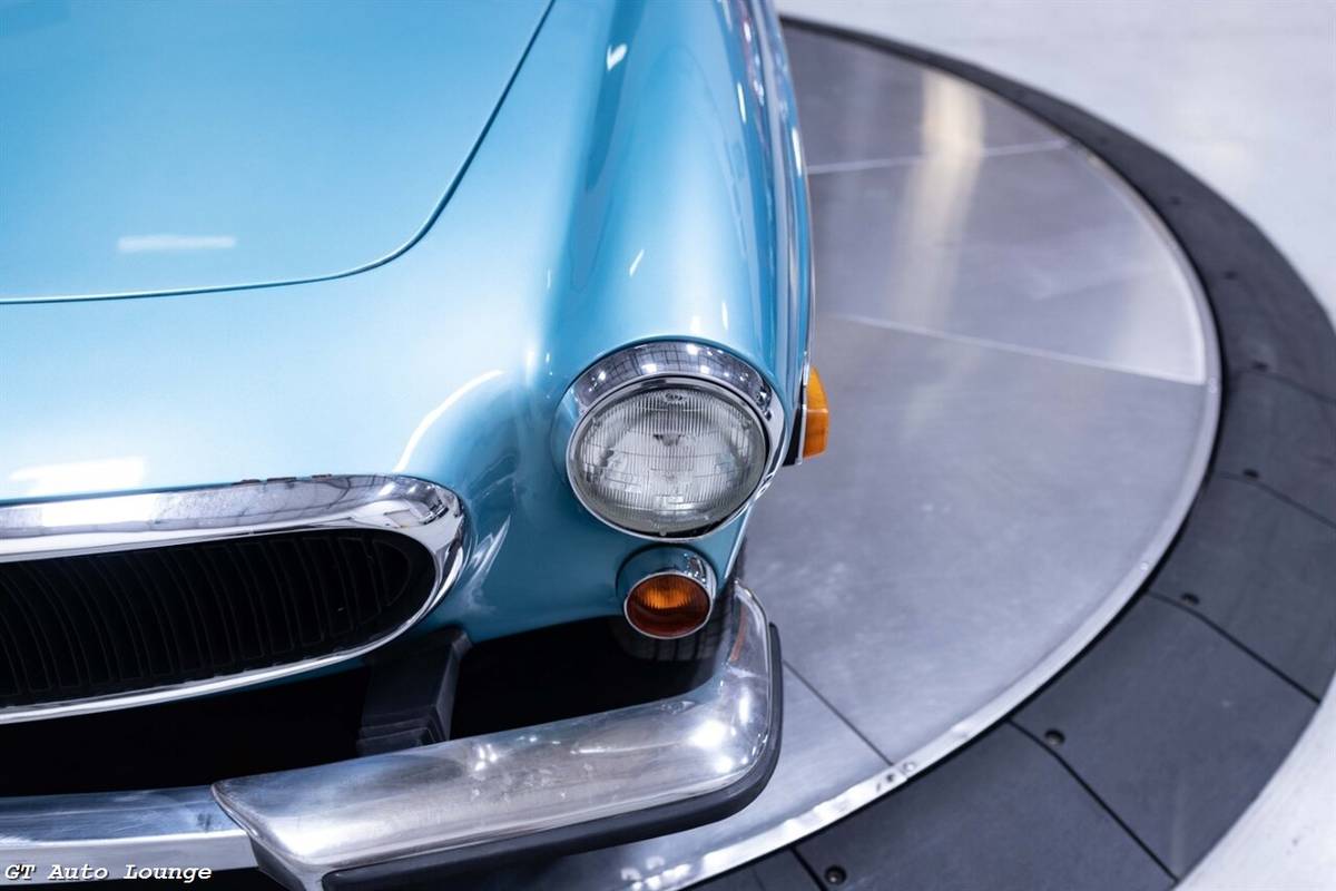 Volvo-1800es-1973-blue-10