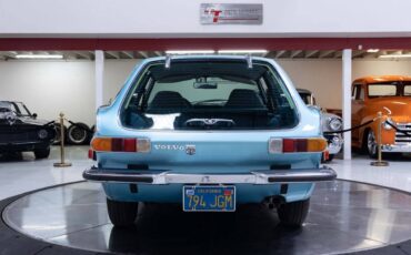 Volvo-1800es-1973-blue-11