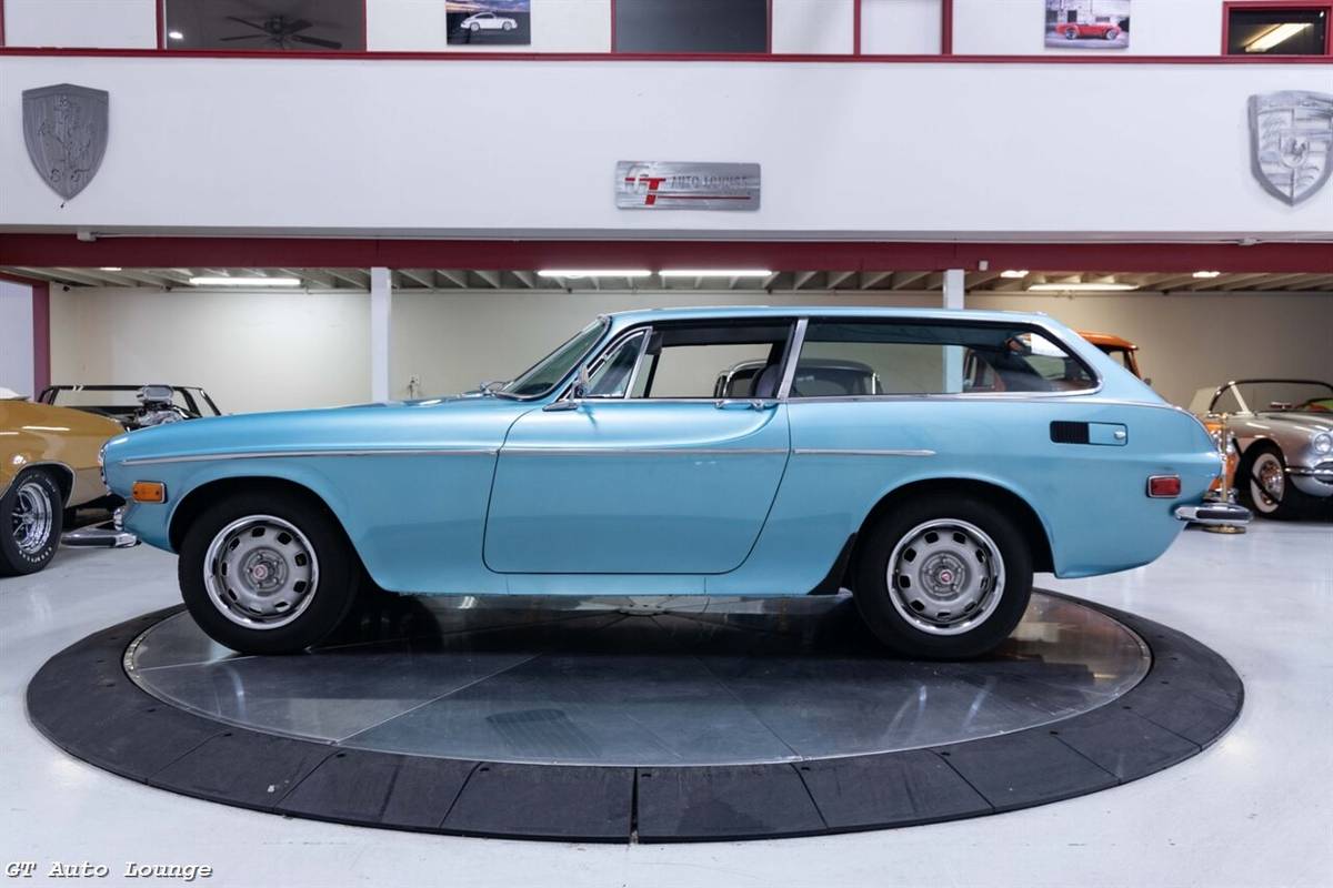Volvo-1800es-1973-blue-12