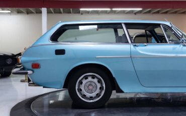 Volvo-1800es-1973-blue-15