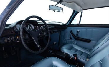 Volvo-1800es-1973-blue-22