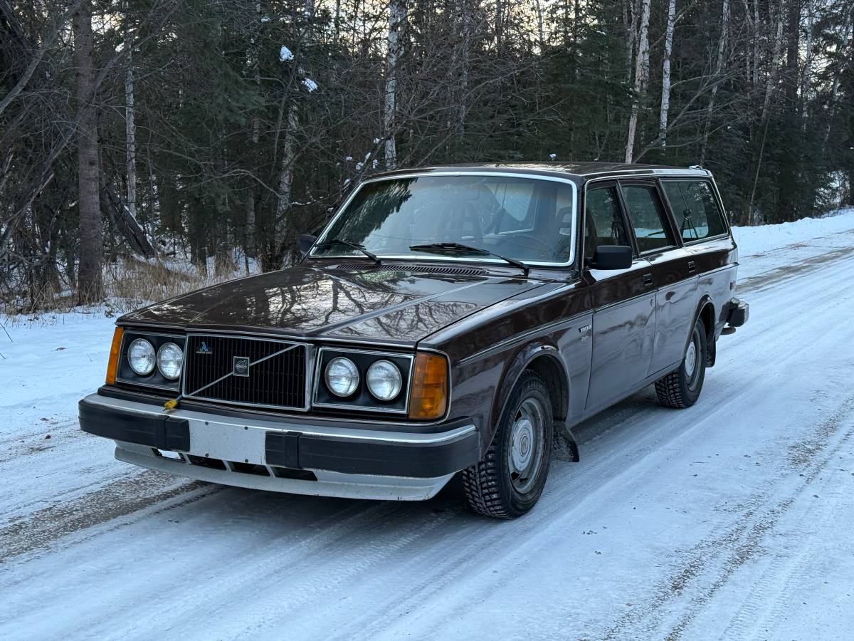 Volvo-240-1980