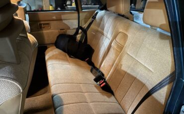 Volvo-240-1990-blue-5