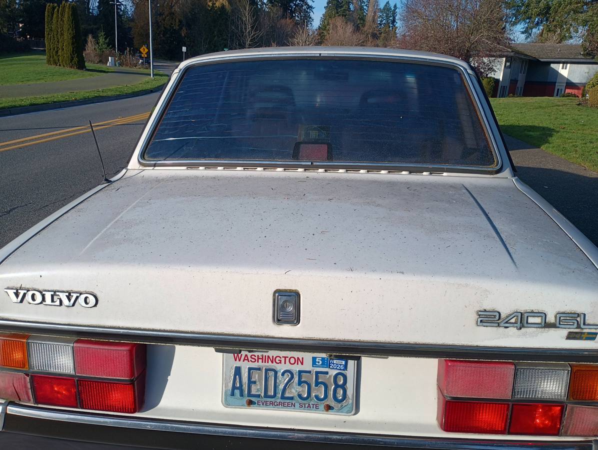 Volvo-240-gl-1988