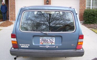 Volvo-240-series-1985-blue-5