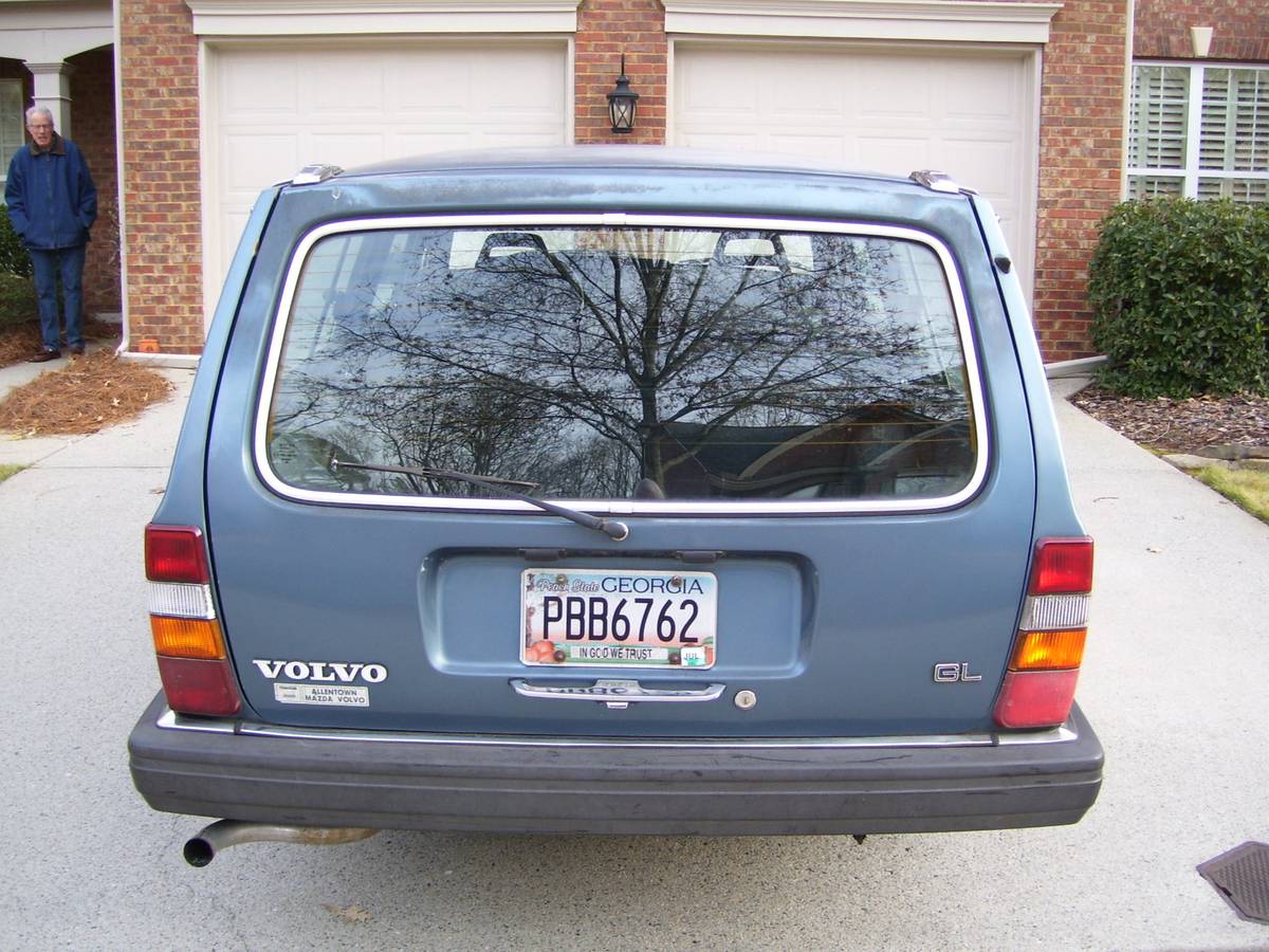 Volvo-240-series-1985-blue-5