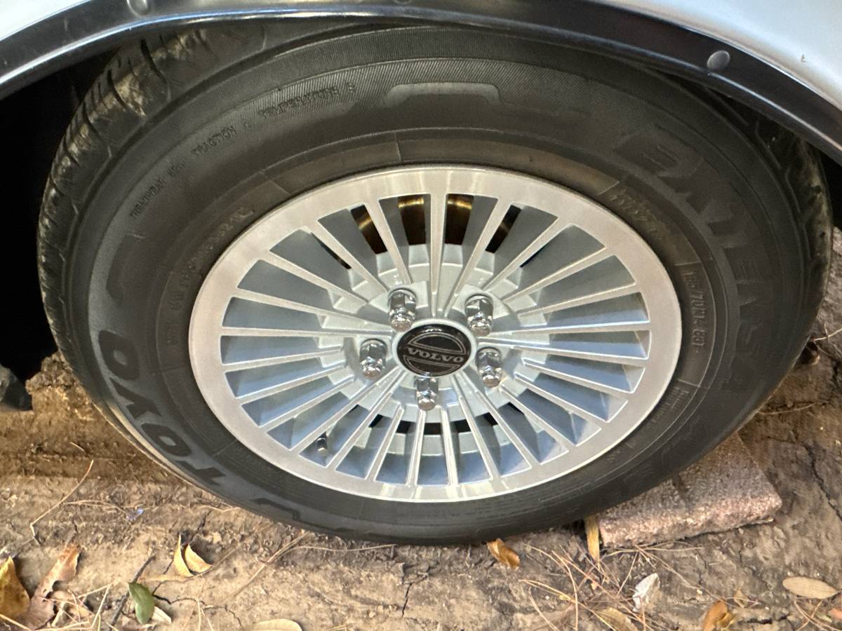 Volvo-245-1985-silver-6