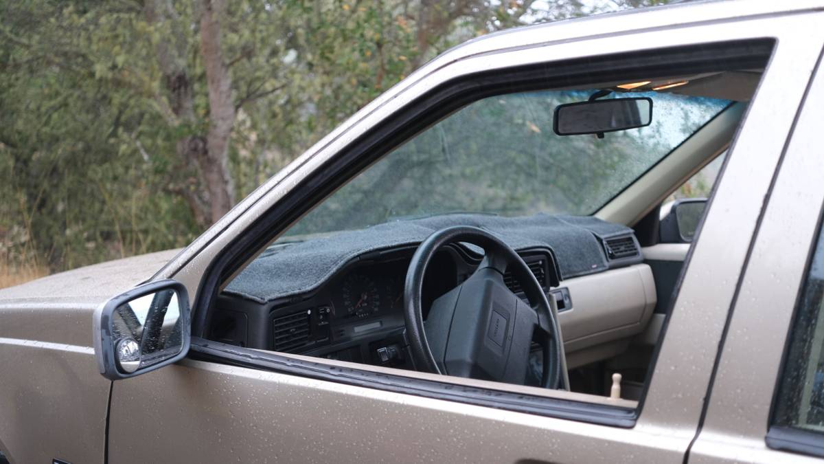 Volvo-850-1994-brown-3