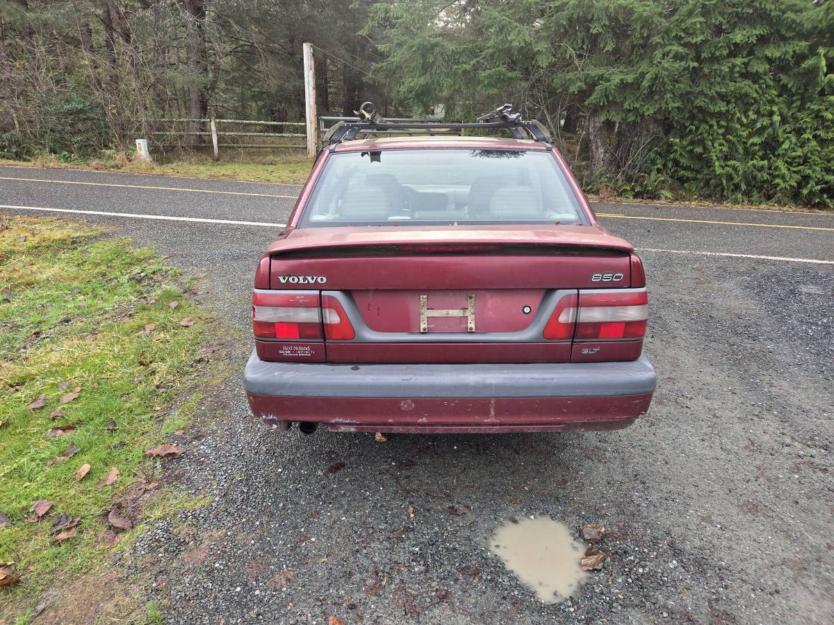 Volvo-850-series-1995-red-5