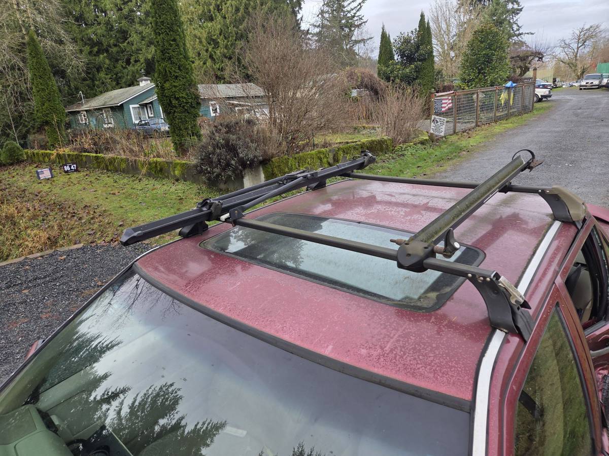 Volvo-850-series-1995-red-7