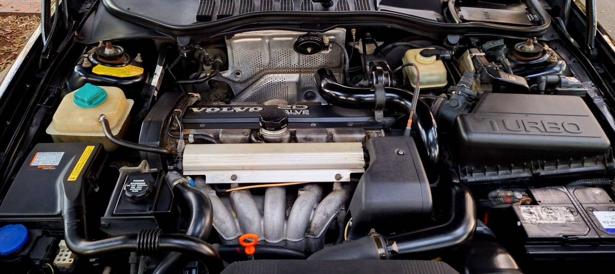 Volvo-850-t-5r-1995-black-12