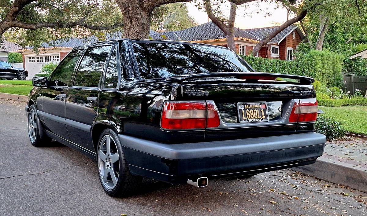 Volvo-850-t-5r-1995-black-18