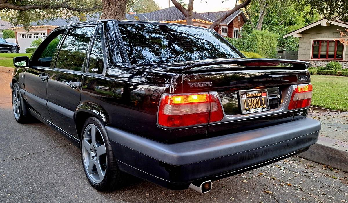 Volvo-850-t-5r-1995-black-6