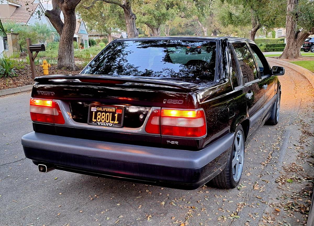Volvo-850-t-5r-1995-black-8