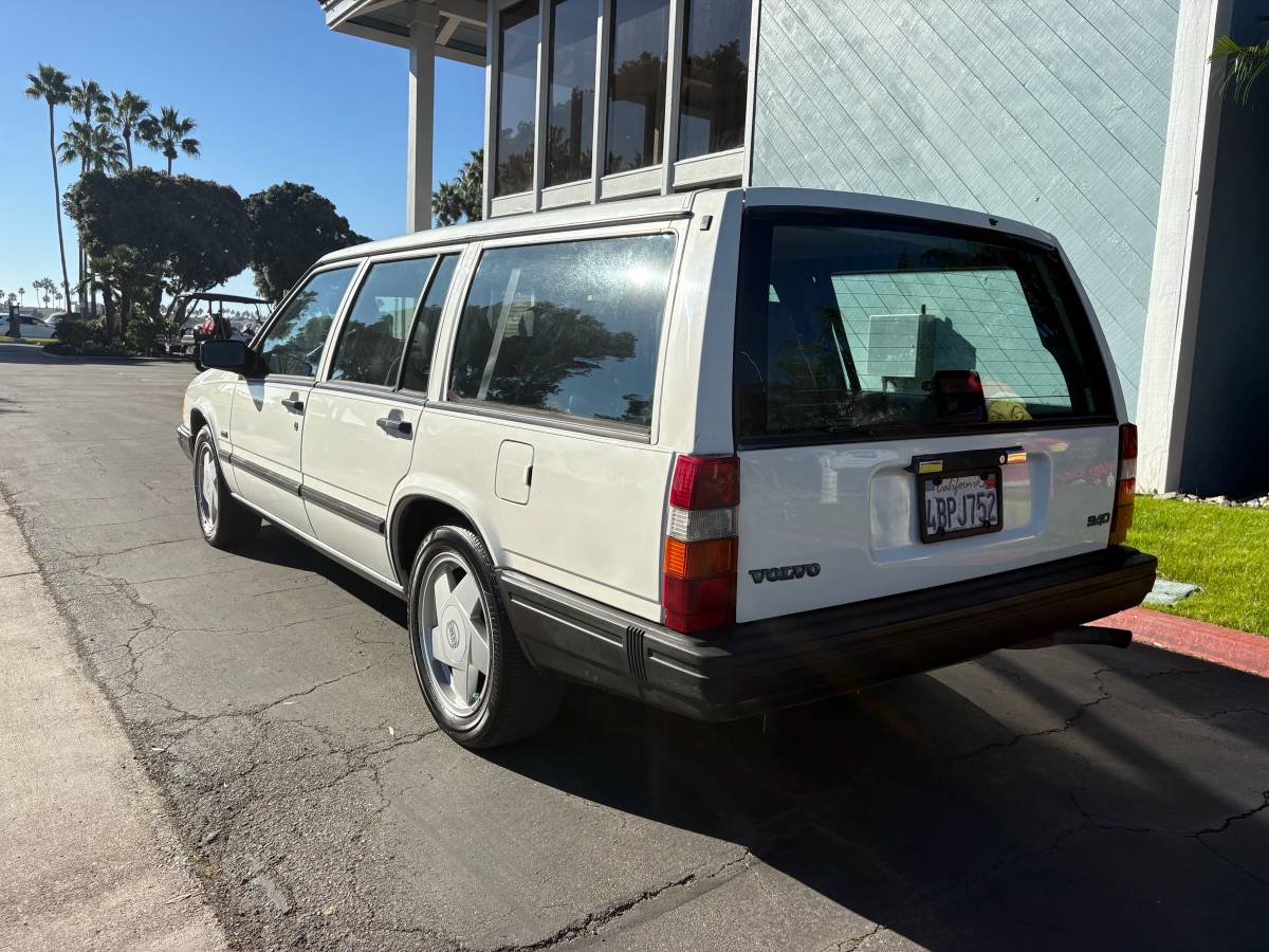 Volvo-940-turbo-1994-white-3