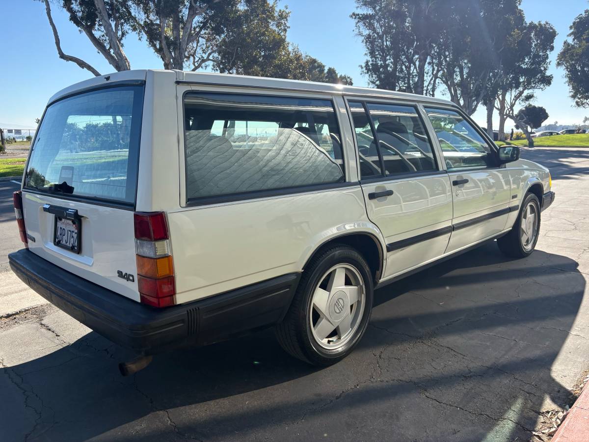 Volvo-940-turbo-1994-white-8