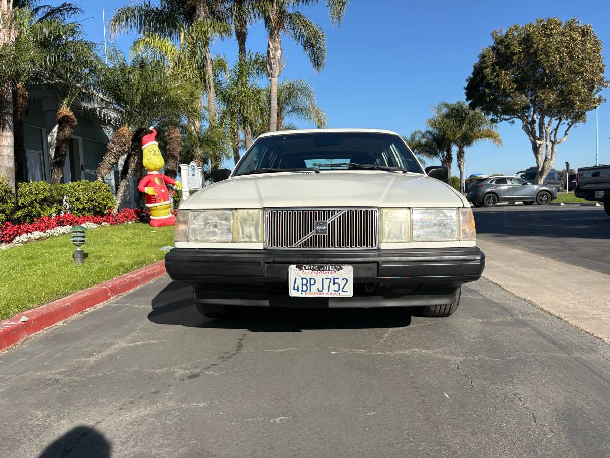 Volvo-940-turbo-1994-white